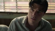 Finn Wittrock as Richard in the movie Don't Move | Image source: Netflix on YouTube